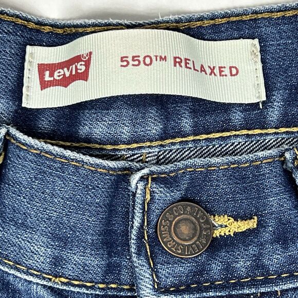 Levi’s 550 Relaxed Fit Medium Wash Straight Leg Crop Mom Jeans Women's 16 Reg - Picture 10 of 12